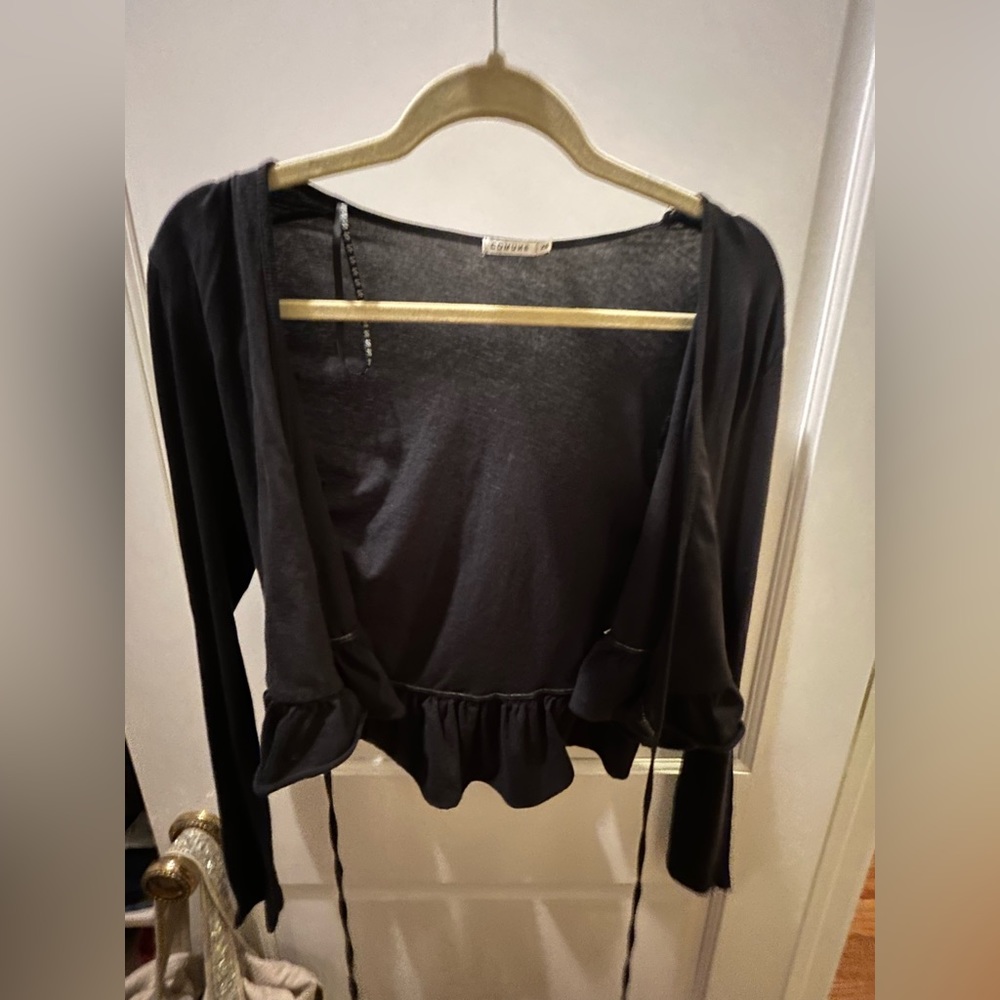 Comune wrap long sleeve ruffle top